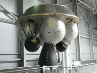  Ein Raumfahrttriebwerk